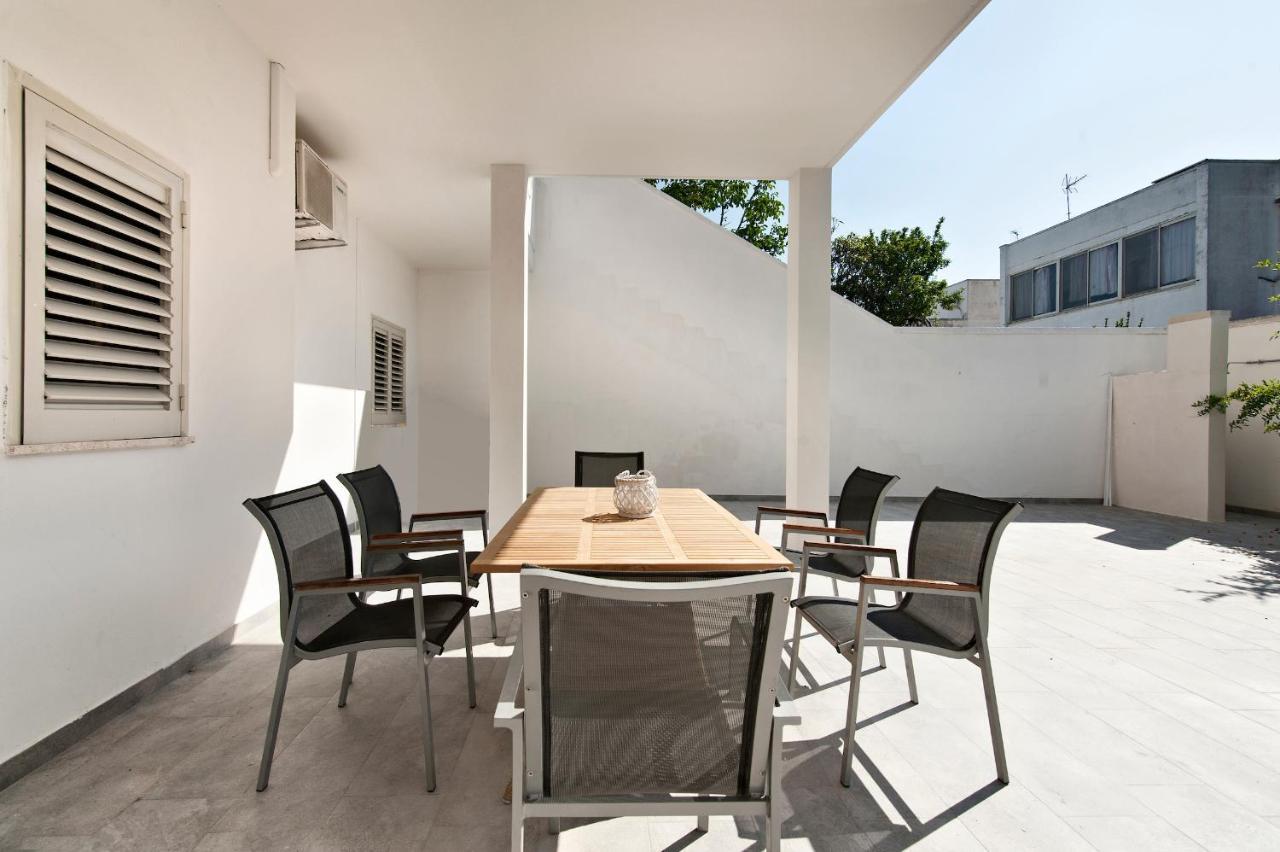 Brodolini Apartments Torre Dell'Orso Exterior photo